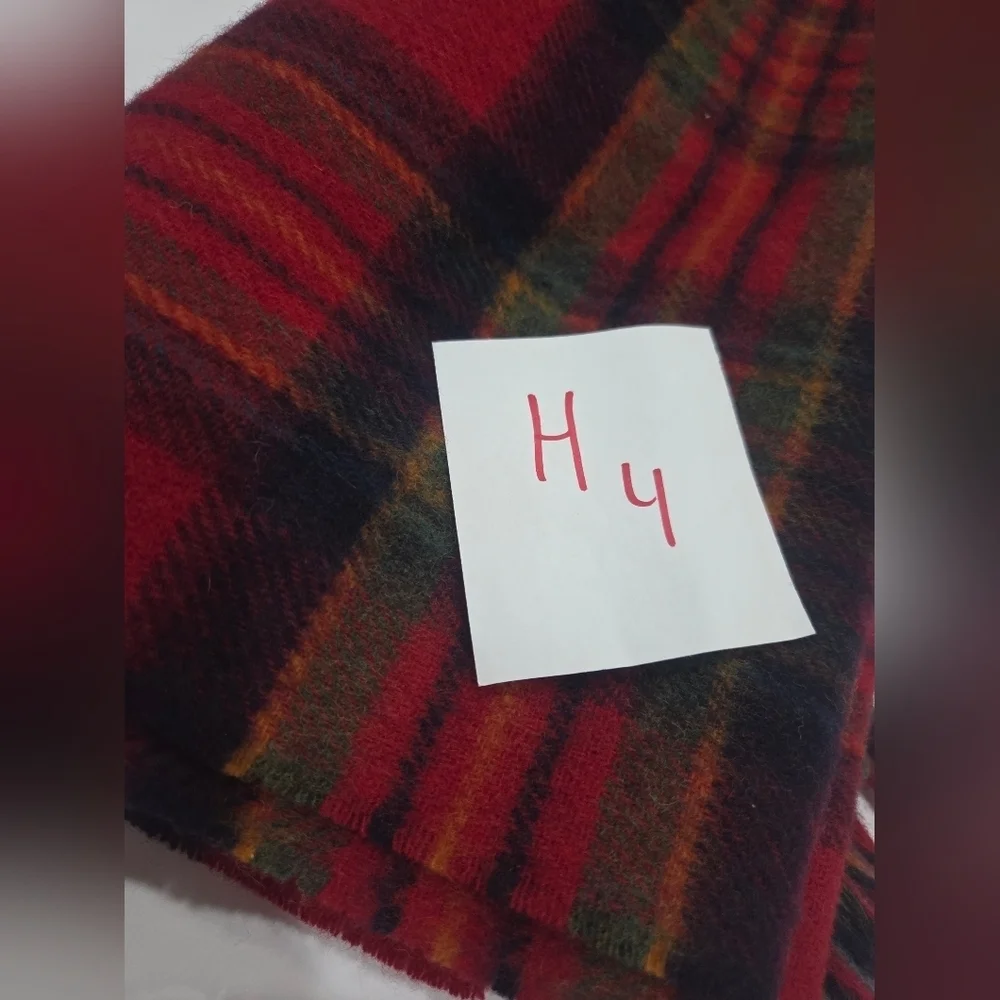 L.L.Bean Red Plaid Wool Scarf Sz.11×60in.